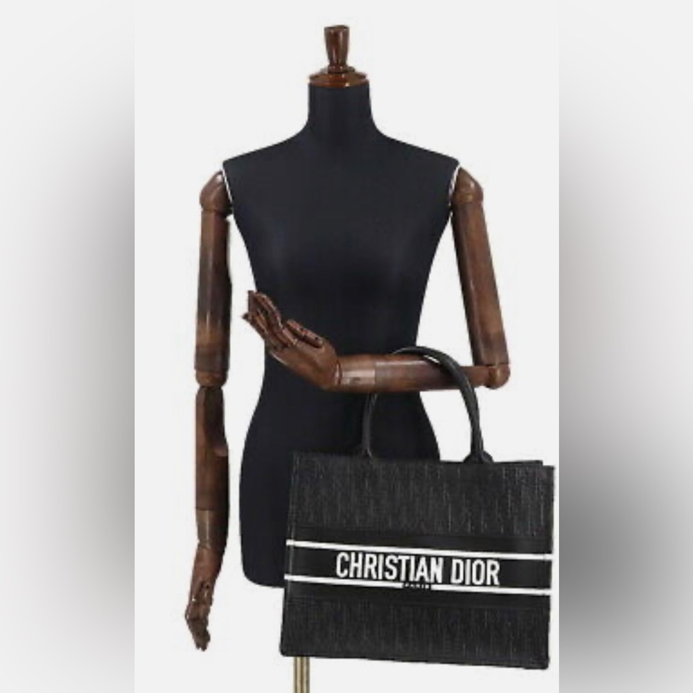 Christian Dior Leather Book Tote - Picture 16 of 16
